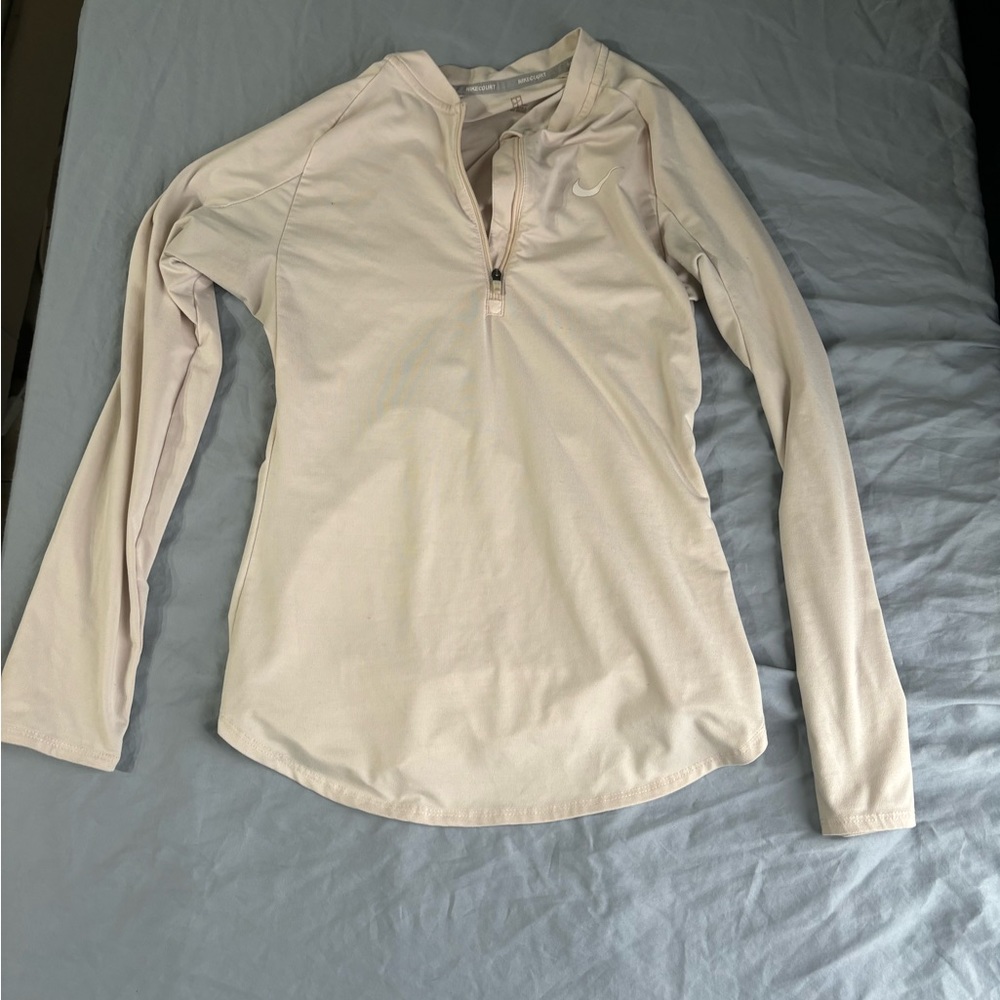 Nike long sleeve  FLASH SALE $15